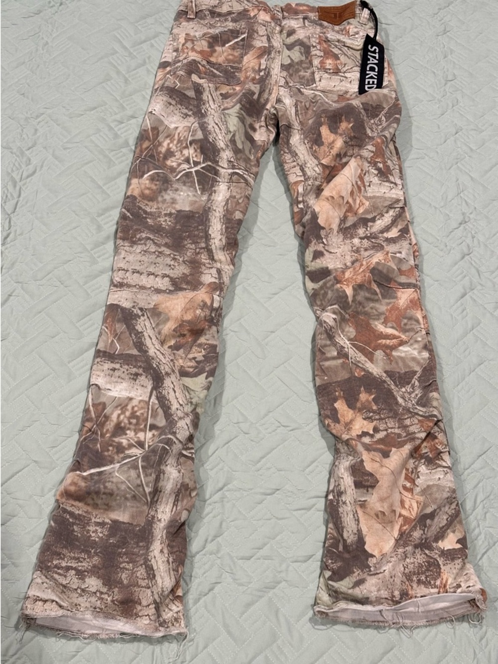 Jordan Craig Stacked Camo Jeans Men’s Size 14 Skinny Distressed Raw Hem - Picture 6 of 6
